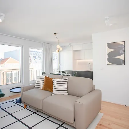 Apartment Liiiving In Porto-modern & Glam Rooftop *