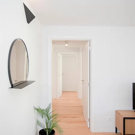 Liiiving In Porto-modern & Glam Rooftop Apartment Porto