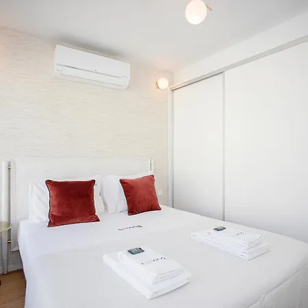 Apartment Liiiving In Porto-modern & Glam Rooftop