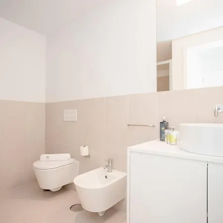 Liiiving In Porto-modern & Glam Rooftop Apartment Porto