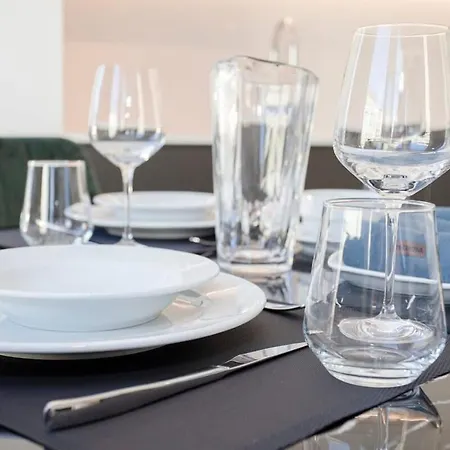Liiiving In Porto-modern & Glam Rooftop Apartment Porto