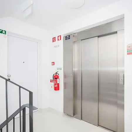 Liiiving In Porto-modern & Glam Rooftop Apartment Porto