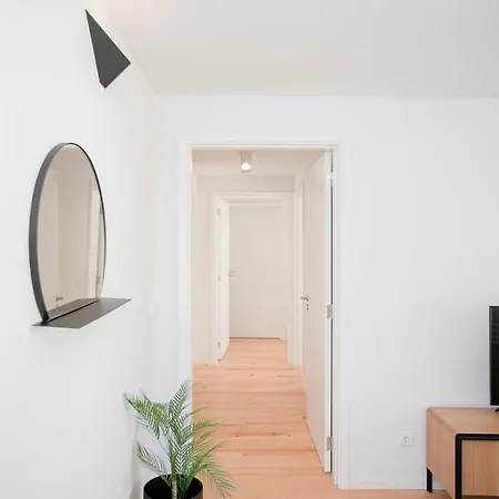 Apartment Liiiving In Porto-modern & Glam Rooftop