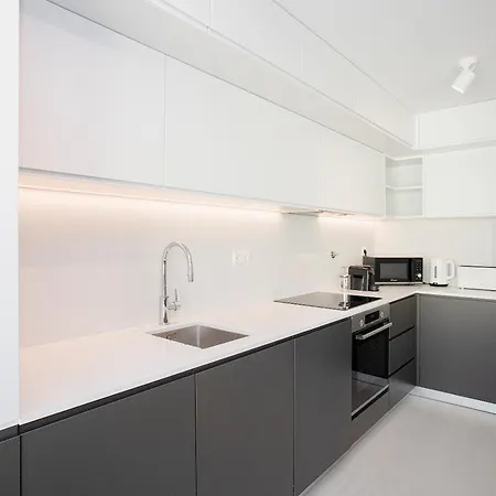 Liiiving In Porto-modern & Glam Rooftop Apartment Porto